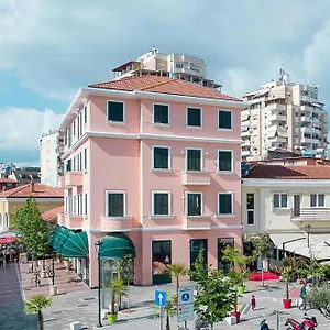 Boka **** Tirana